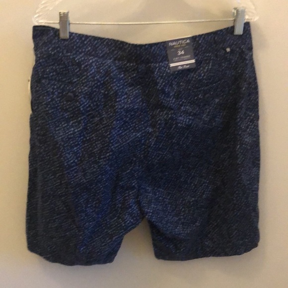 Nautica Men’s Shorts “A Bit Trimmer” NWT Blue Size 34 Cotton - Picture 3 of 14